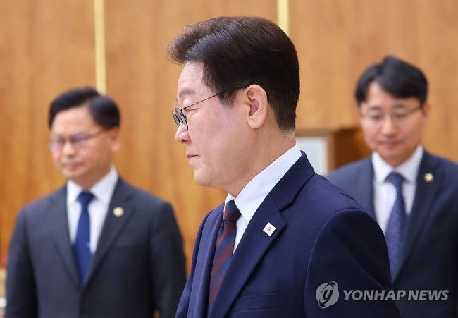 이재명 대통령, 중동상황 관련 비상경제점검회의 입장